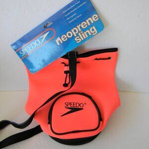 NEW SPEEDO PINK NEOPRENE SLING BAG DRAWSTRING ZIP POCKET BOATING